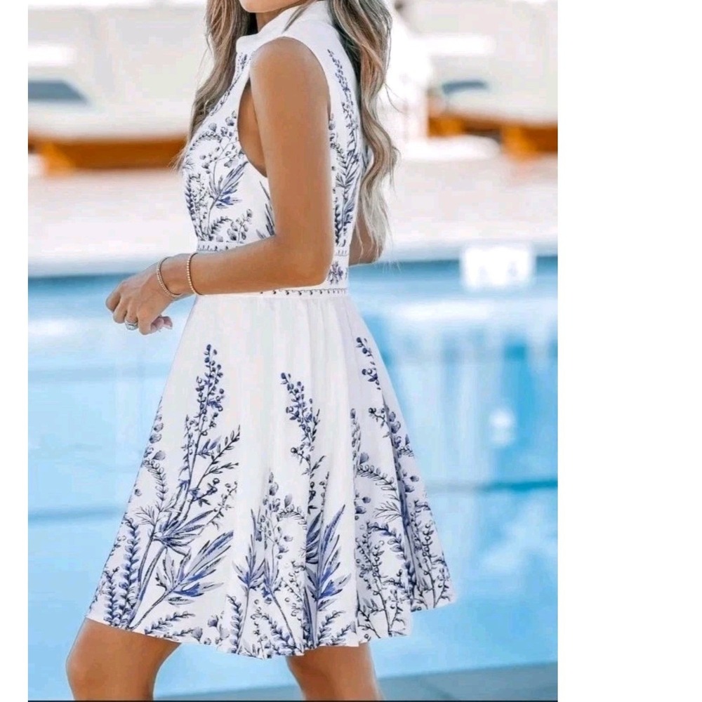 Cupshe Womens Blue White Floral Botanical Sleeveless V-Neck Mini A-Line Dress M - Picture 2 of 14
